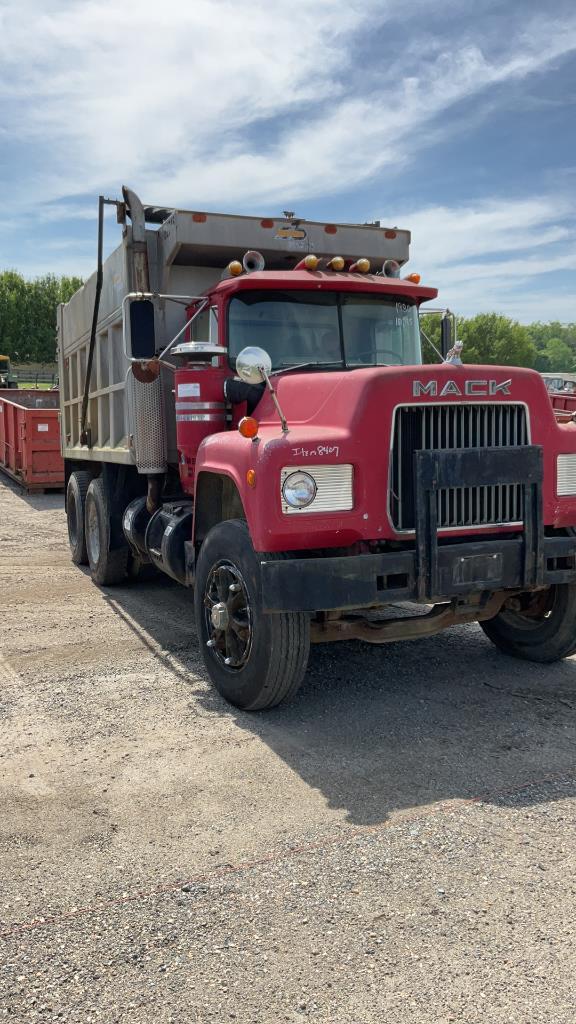 1980 Mack Dump Truck