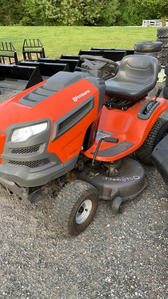 2017 Husqvarna Lawnmower