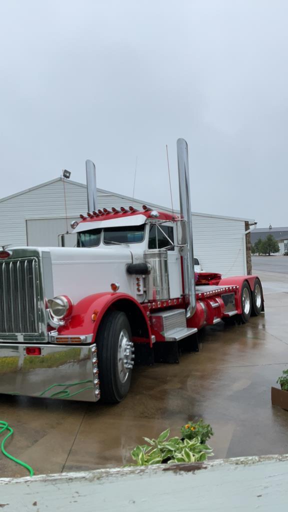 1970 Square door Peterbilt Show Truck