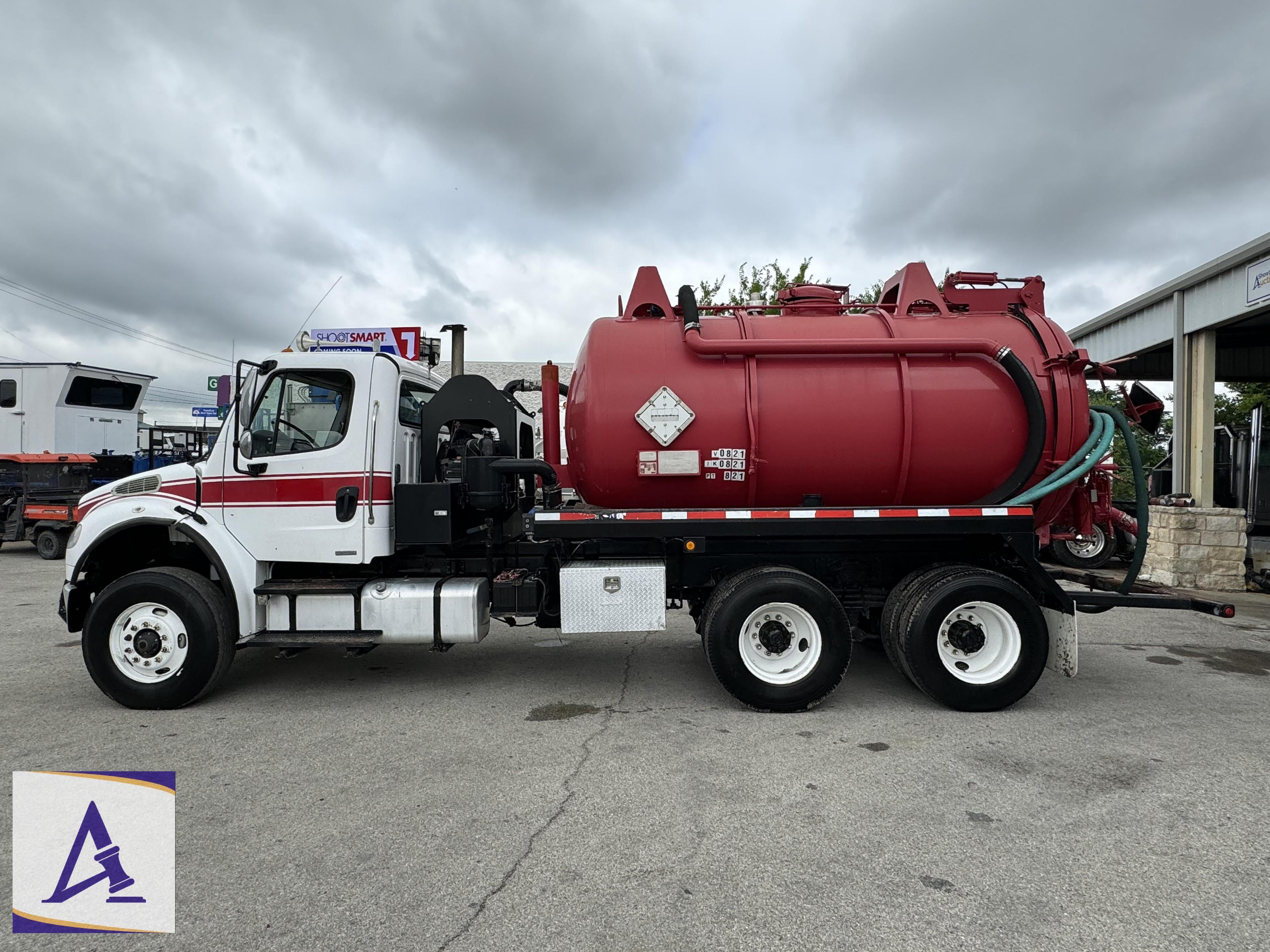 2005 Freightliner Business Class M2 Vacuum Truck - ONLY 36,238 On the DASH!