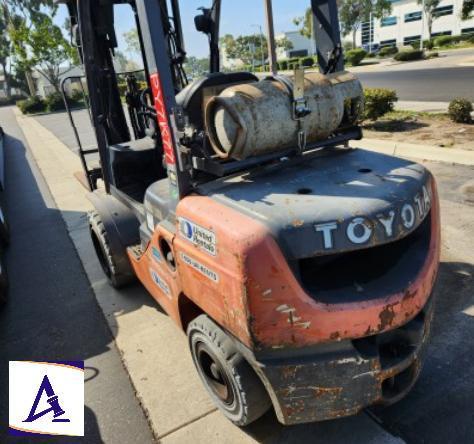 2014 Toyota 6,000lbs Forklift - Model 8FGU30 - 3,571 Hours - CLEAN UNIT!