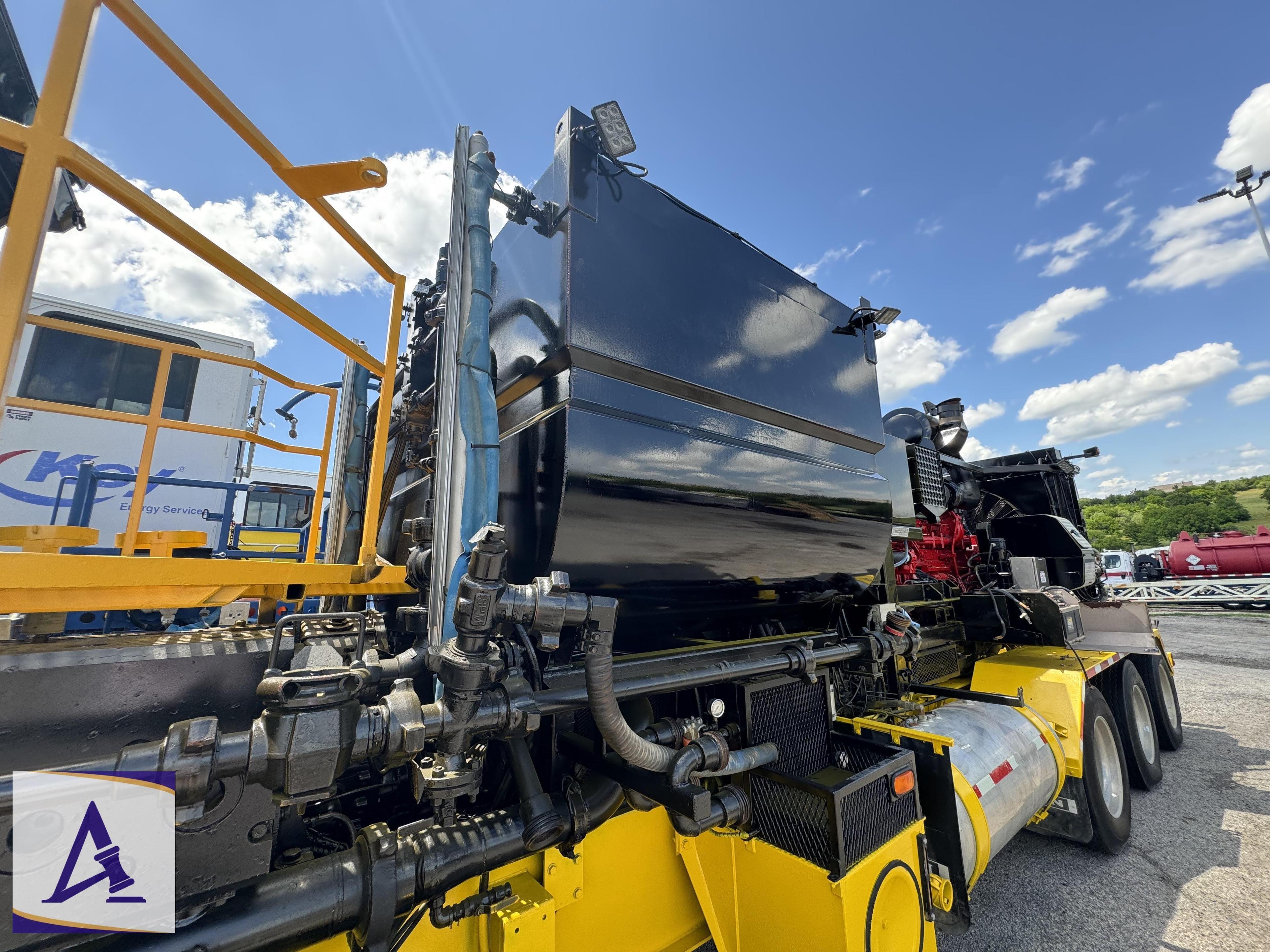 2011 Peerless SPM 1000HP Quint Pump Trailer