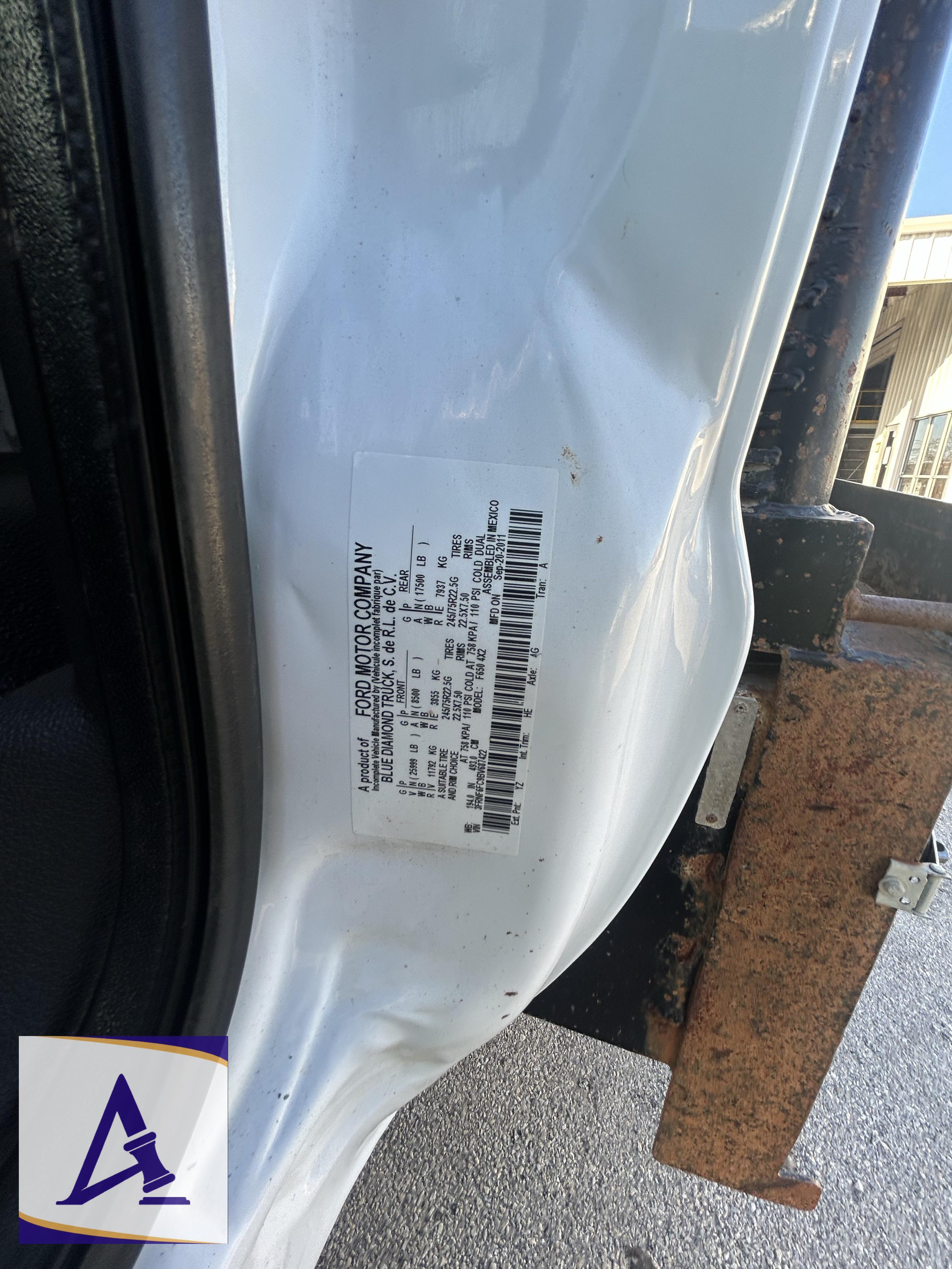 2011 Ford F650 Roustabout Truck - Winch Truck