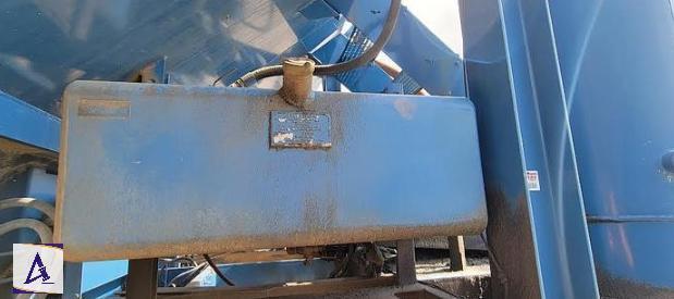 2011 Appco Sand King FS-40 Portable Transfer Trailer