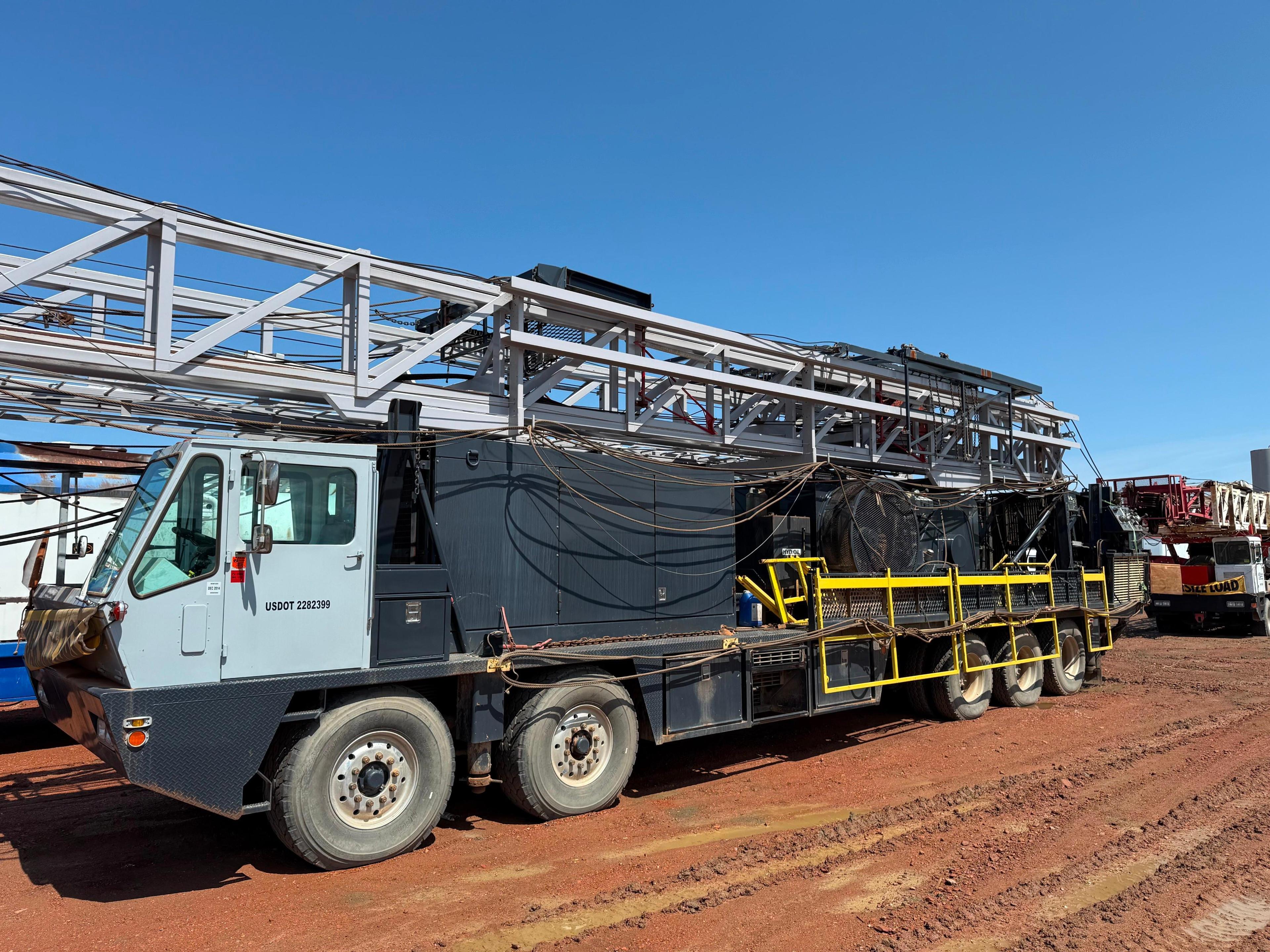 2013 Taylor TI-500 5-Axle Well Service Rig - Detroit Series 60 - ONLY 1,300 HOURS!!