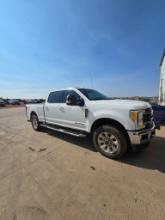 2018 Ford F250 Crew Cab Pickup