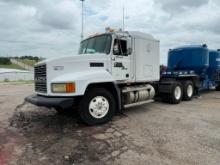 2001 Mack CH613 Heavy Duty Truck