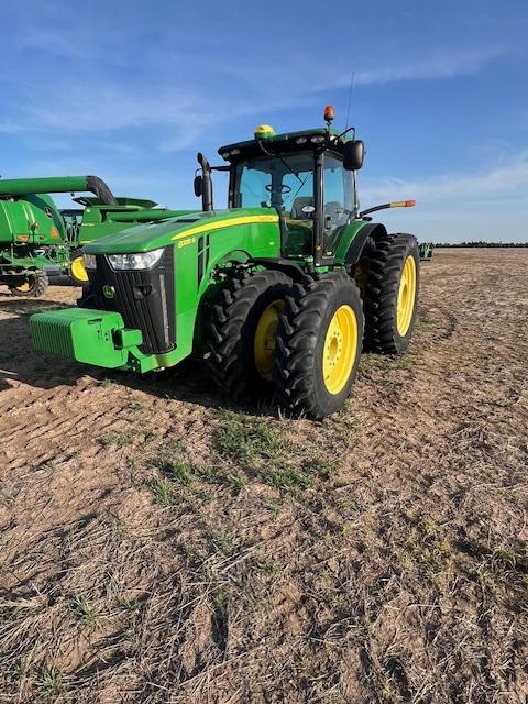2013 John Deere 8335R Tractor