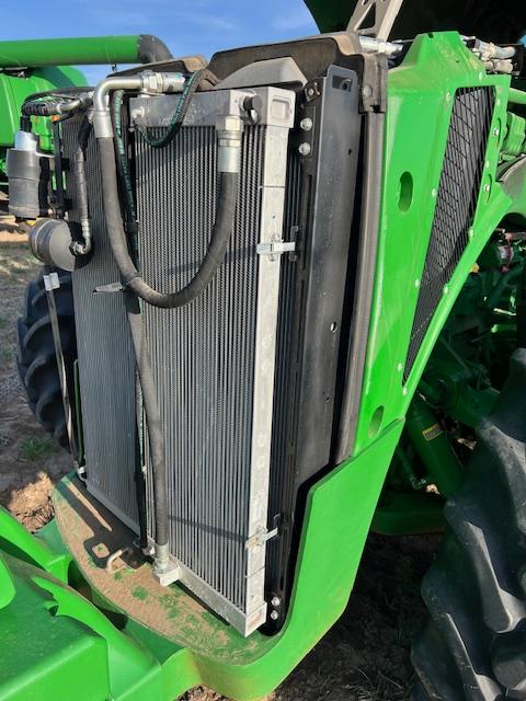 2013 John Deere 8335R Tractor