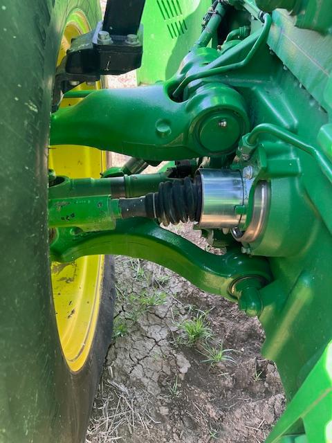 2013 John Deere 8335R Tractor