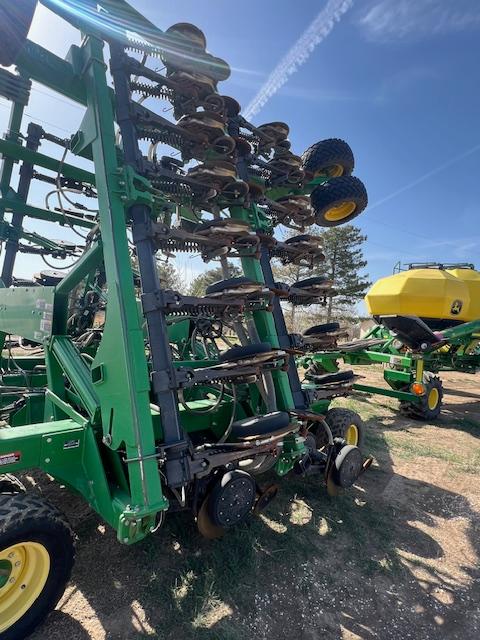 2011 John Deere 1890/1910 Air Seeder