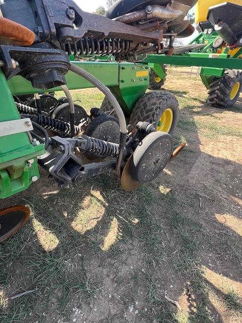 2011 John Deere 1890/1910 Air Seeder