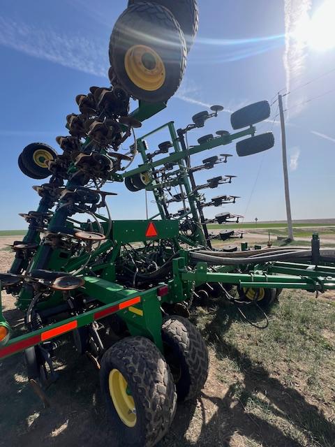 2011 John Deere 1890/1910 Air Seeder