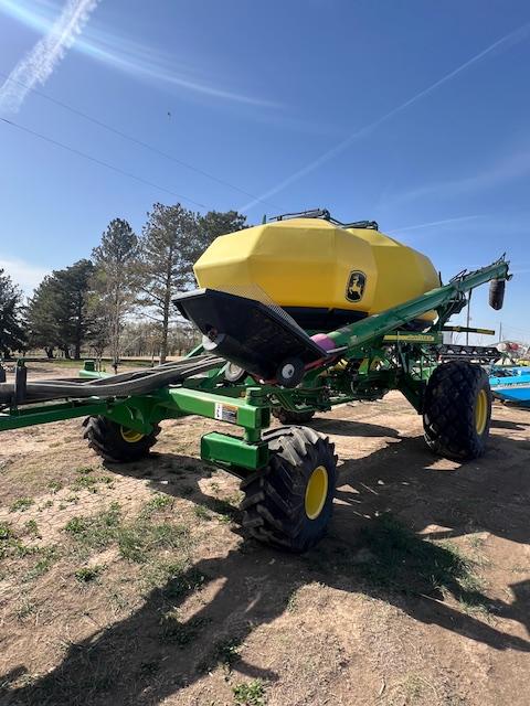 2011 John Deere 1890/1910 Air Seeder