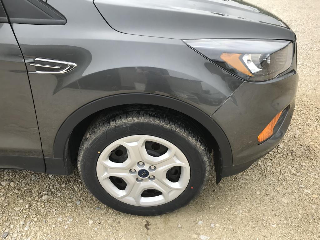 2019 FORD ESCAPE. VIN: 1FMCU0F73KUC48580.  MILEAGE: 62,586.