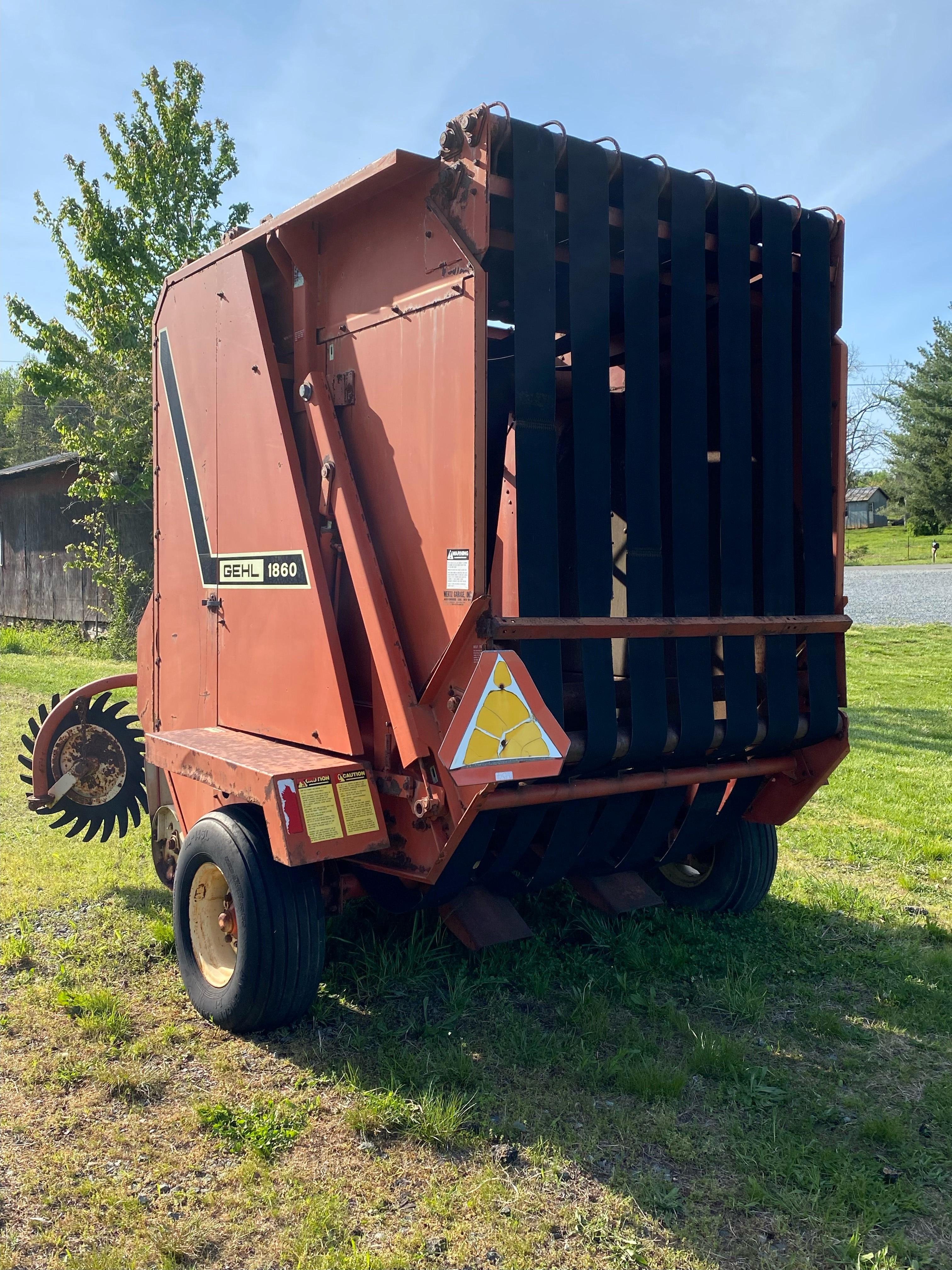 GEHL 1860 Round Baler