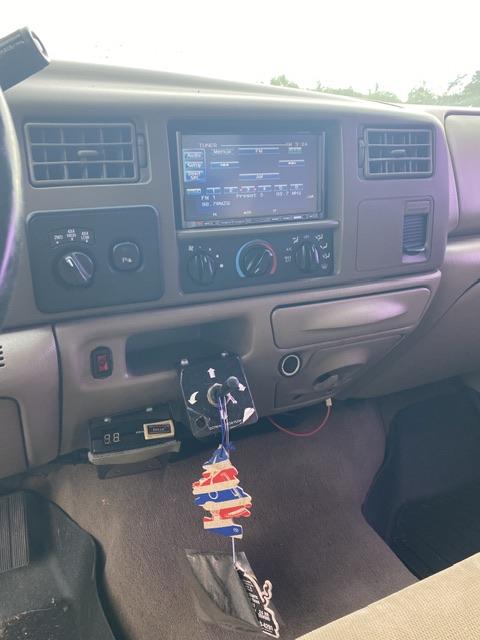 2003 Ford F350 with 8.6ft Meyers Snowplow