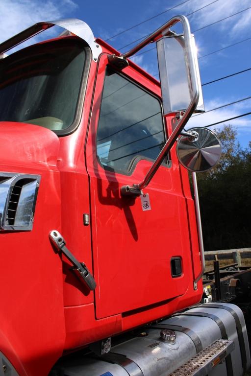 2016 Mack GU713 MP8