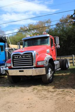 2016 Mack GU713 MP8