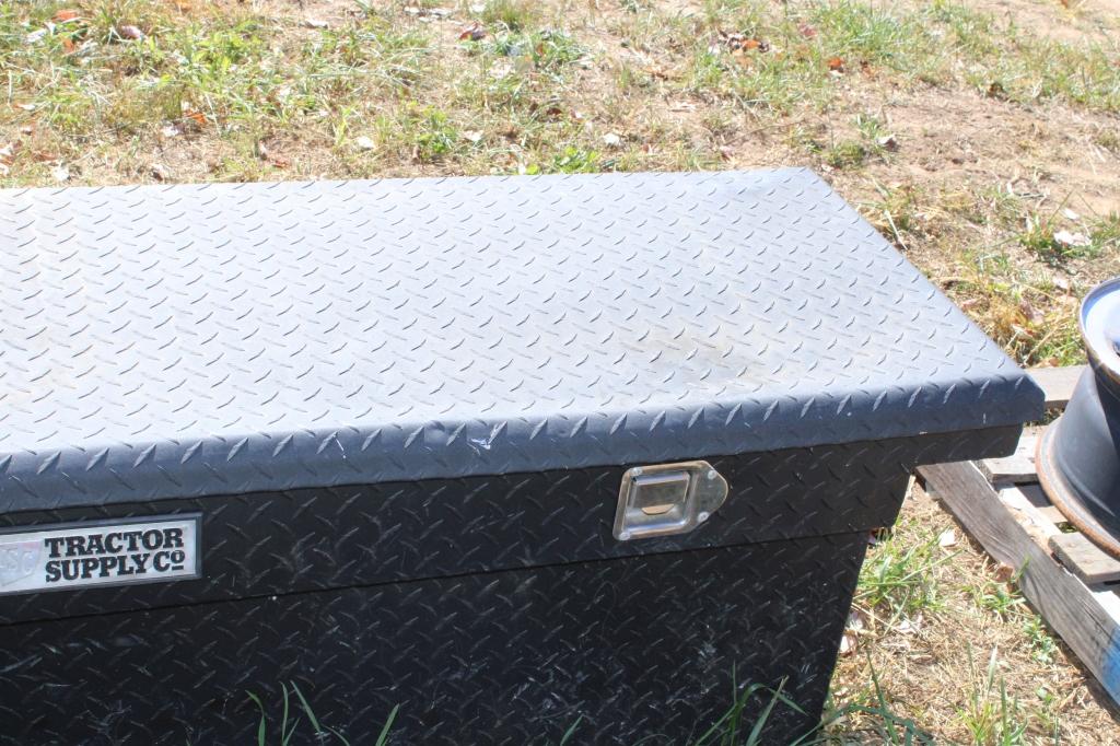 Diamond Plate Truck Toolbox - No Key