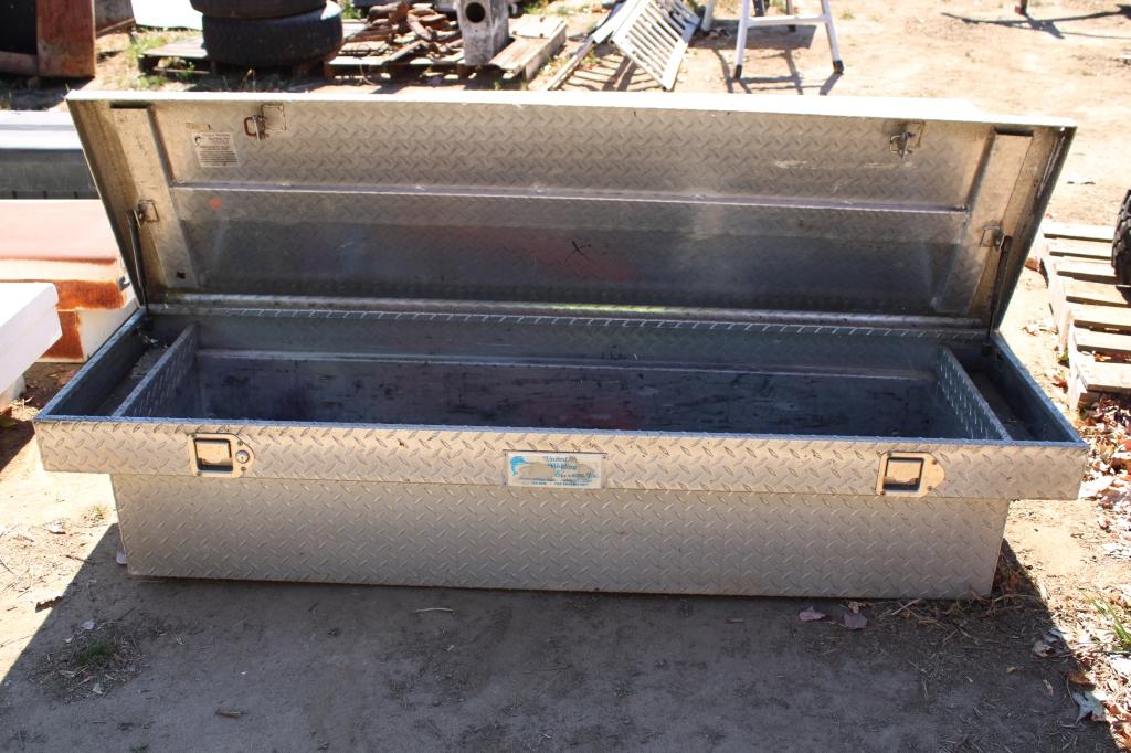 Full Size Truck Box  - No Key