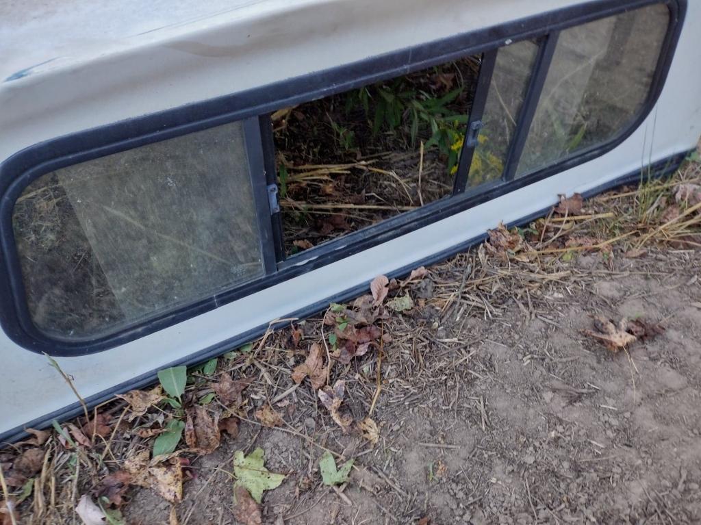 Short Bed / Full Size Camper Top