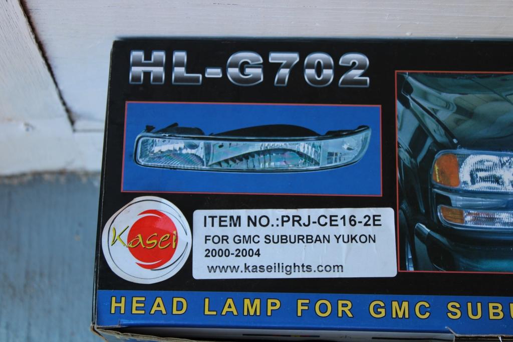 (2) Paw Head Lamp for GMC Suburban Yukon 200-2004