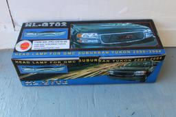 (2) Paw Head Lamp for GMC Suburban Yukon 200-2004