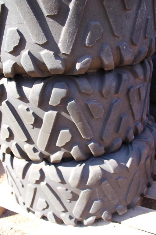 Set of 4 UTV Tires - 28 x 10.00 R14