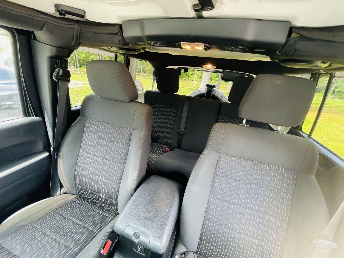2011 Jeep Wrangler Sahara Unlimited SUV