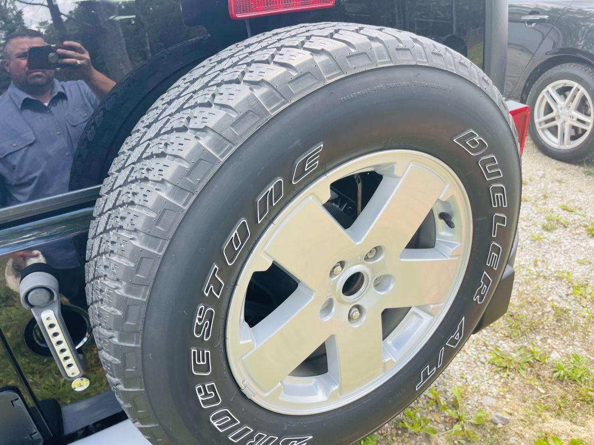 2011 Jeep Wrangler Sahara Unlimited SUV