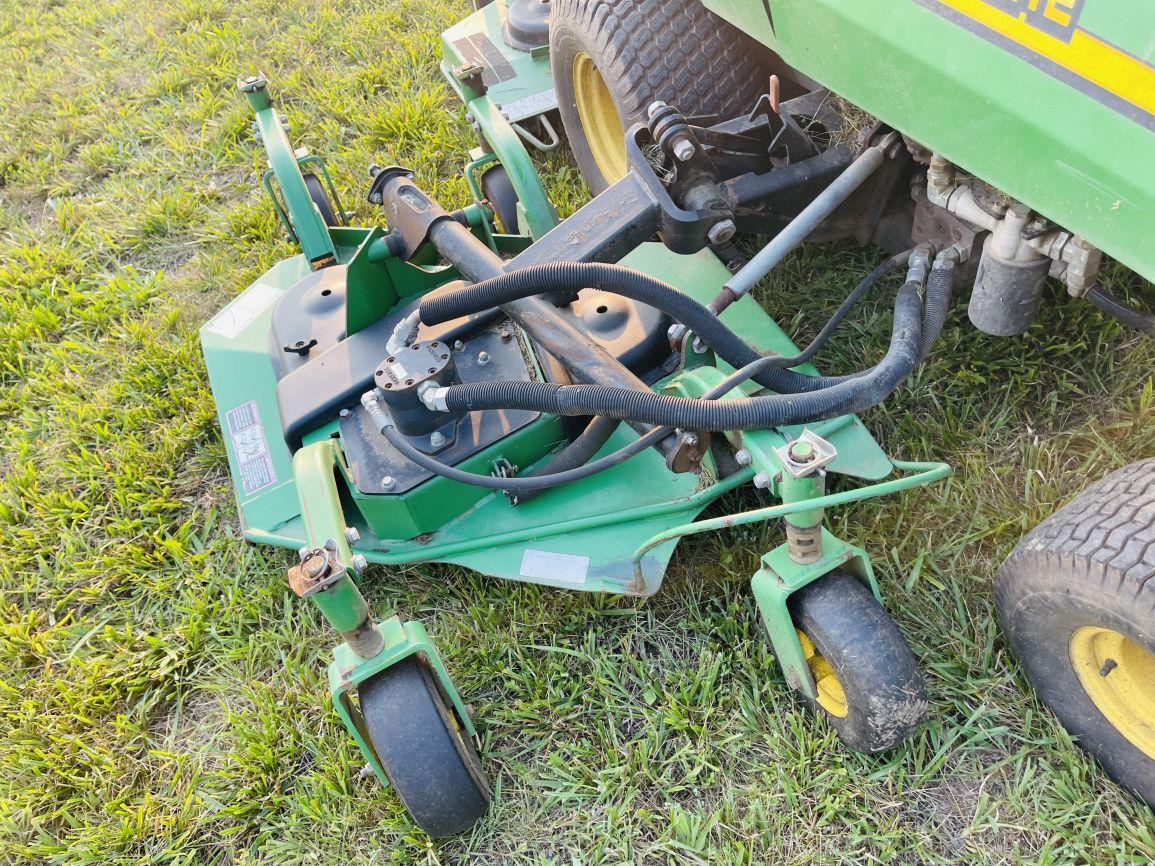 John Deere 1600  Wide Area Mower