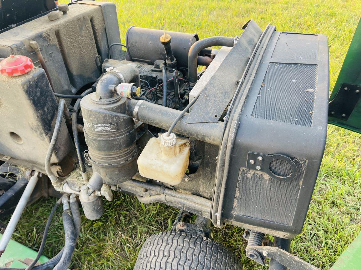 John Deere 1600  Wide Area Mower