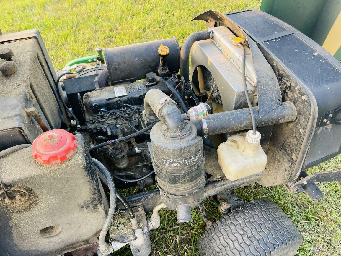 John Deere 1600  Wide Area Mower