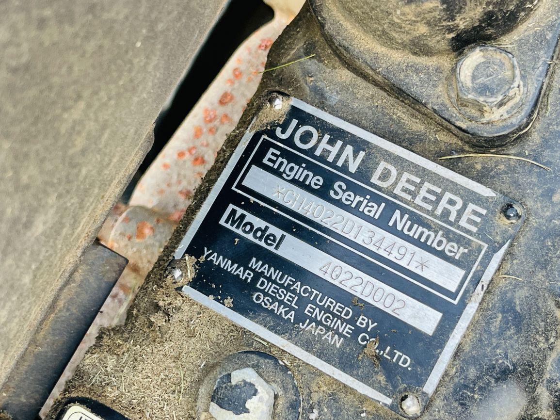 John Deere 1600  Wide Area Mower