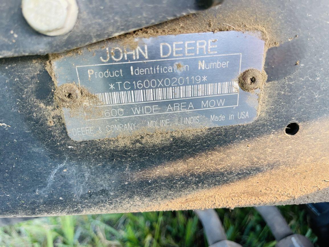John Deere 1600  Wide Area Mower