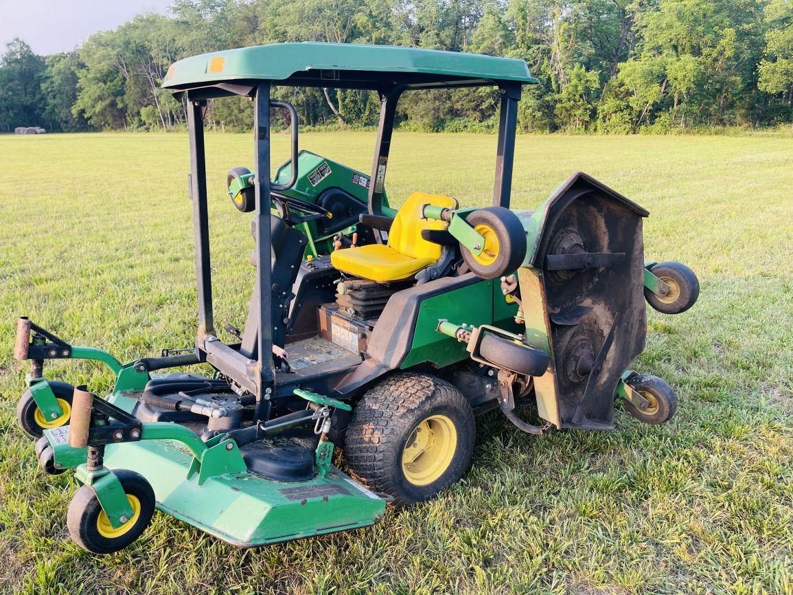 John Deere 1600  Wide Area Mower