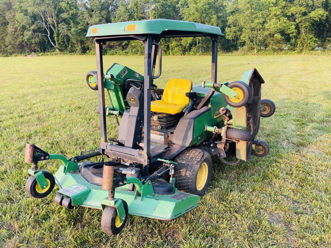 John Deere 1600  Wide Area Mower