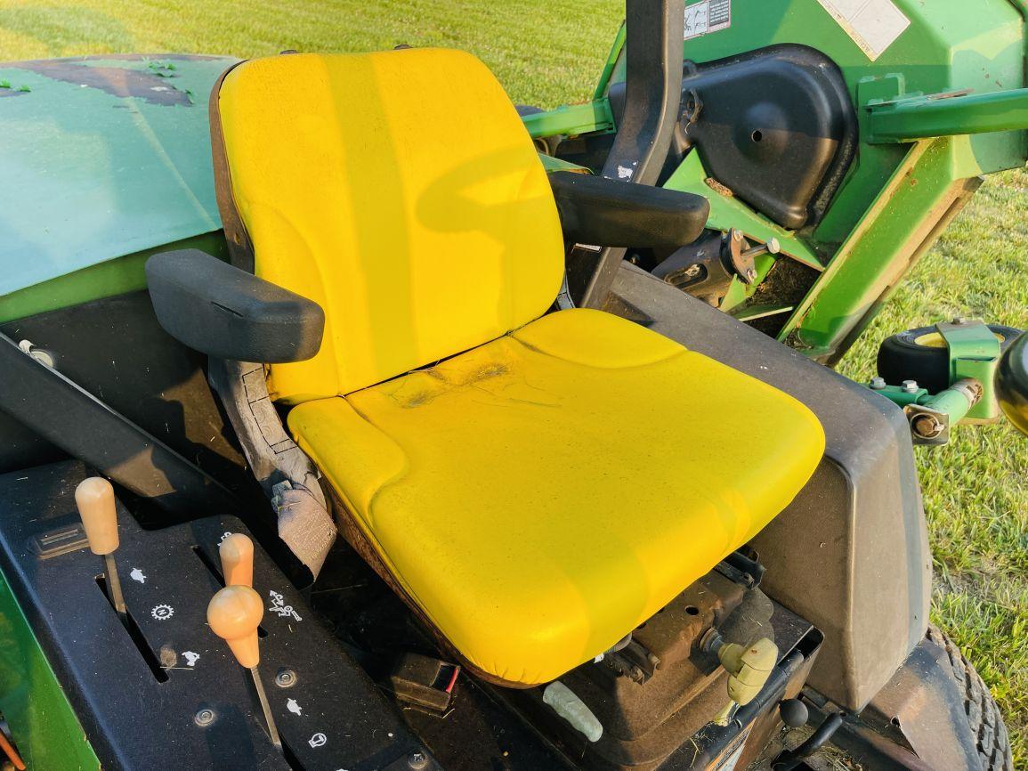 John Deere 1600  Wide Area Mower
