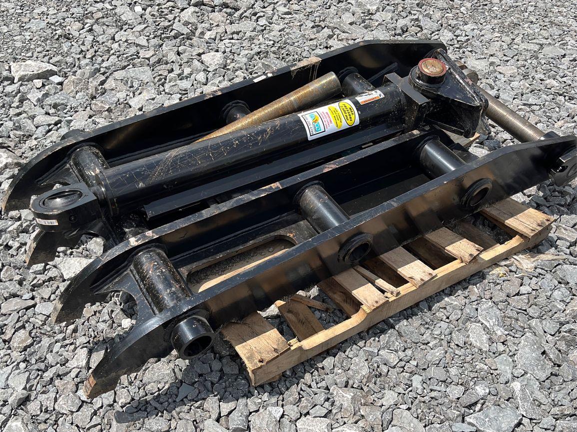 Unused Fleco 320 Hydraulic Thumb