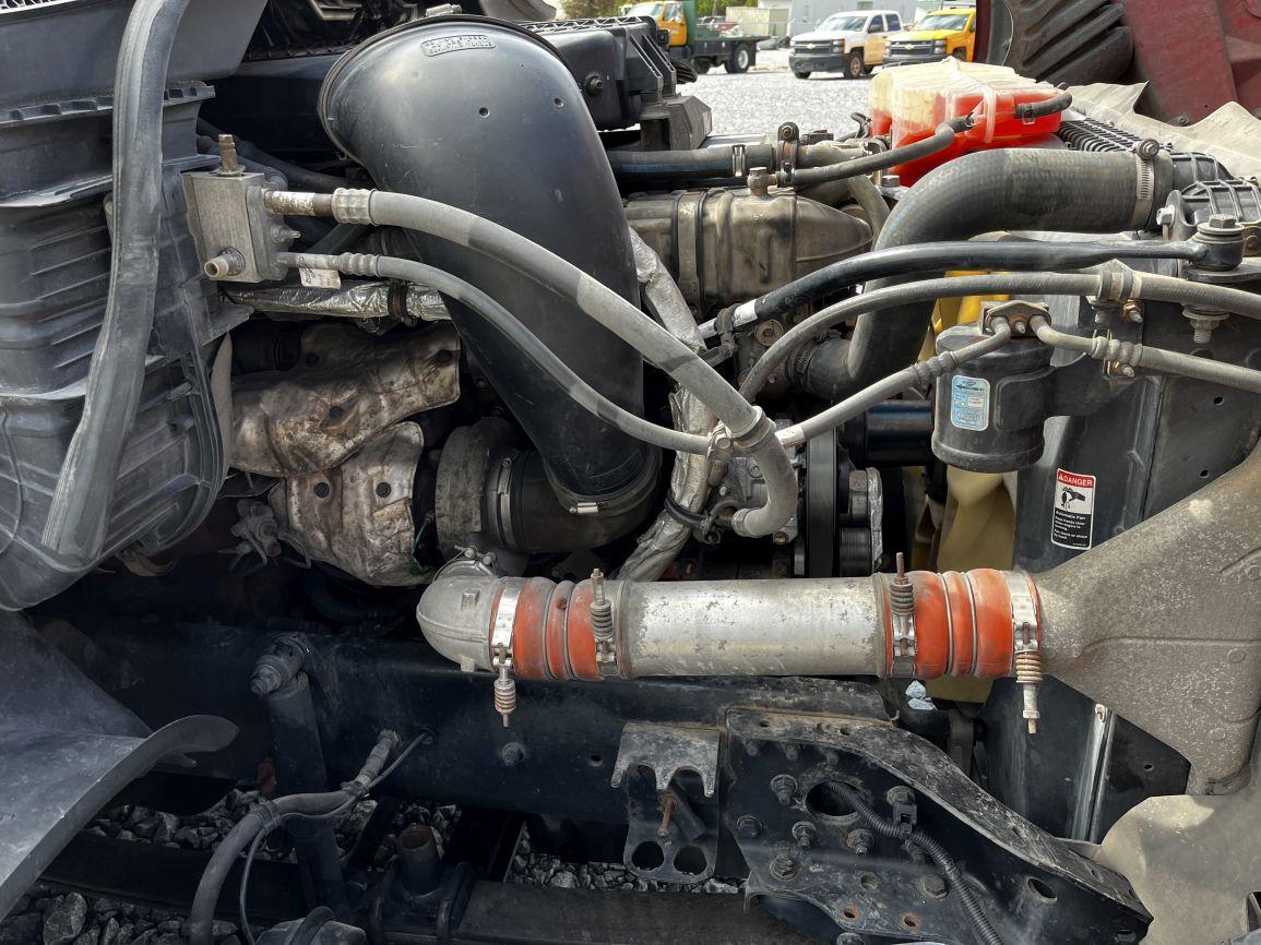2015 FREIGHTLINER Cascadia Evolution  T/A Truck Tractor