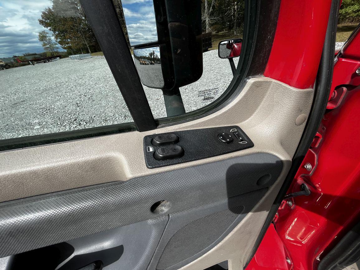 2015 FREIGHTLINER Cascadia Evolution  T/A Truck Tractor