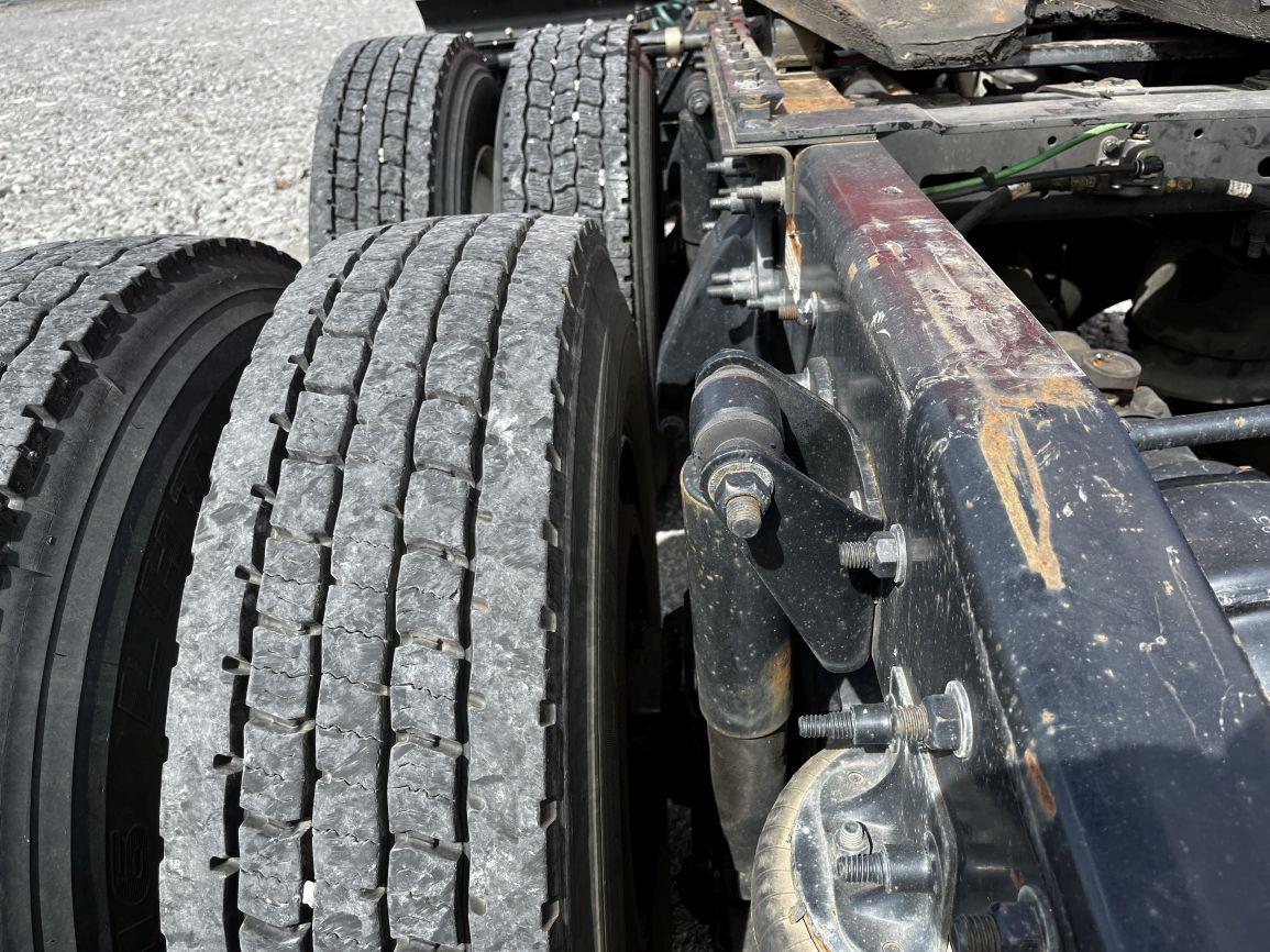 2015 FREIGHTLINER Cascadia Evolution  T/A Truck Tractor