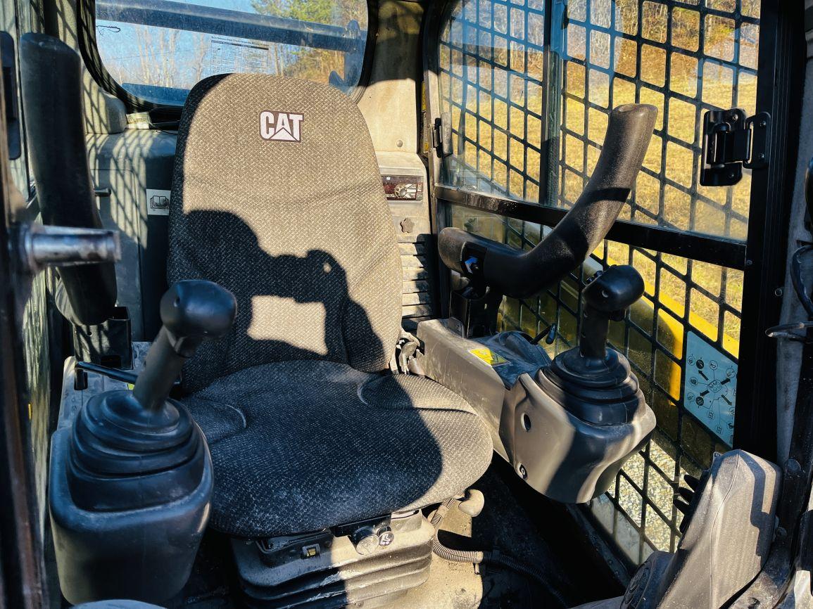 2018 CAT 259D Skid Steer
