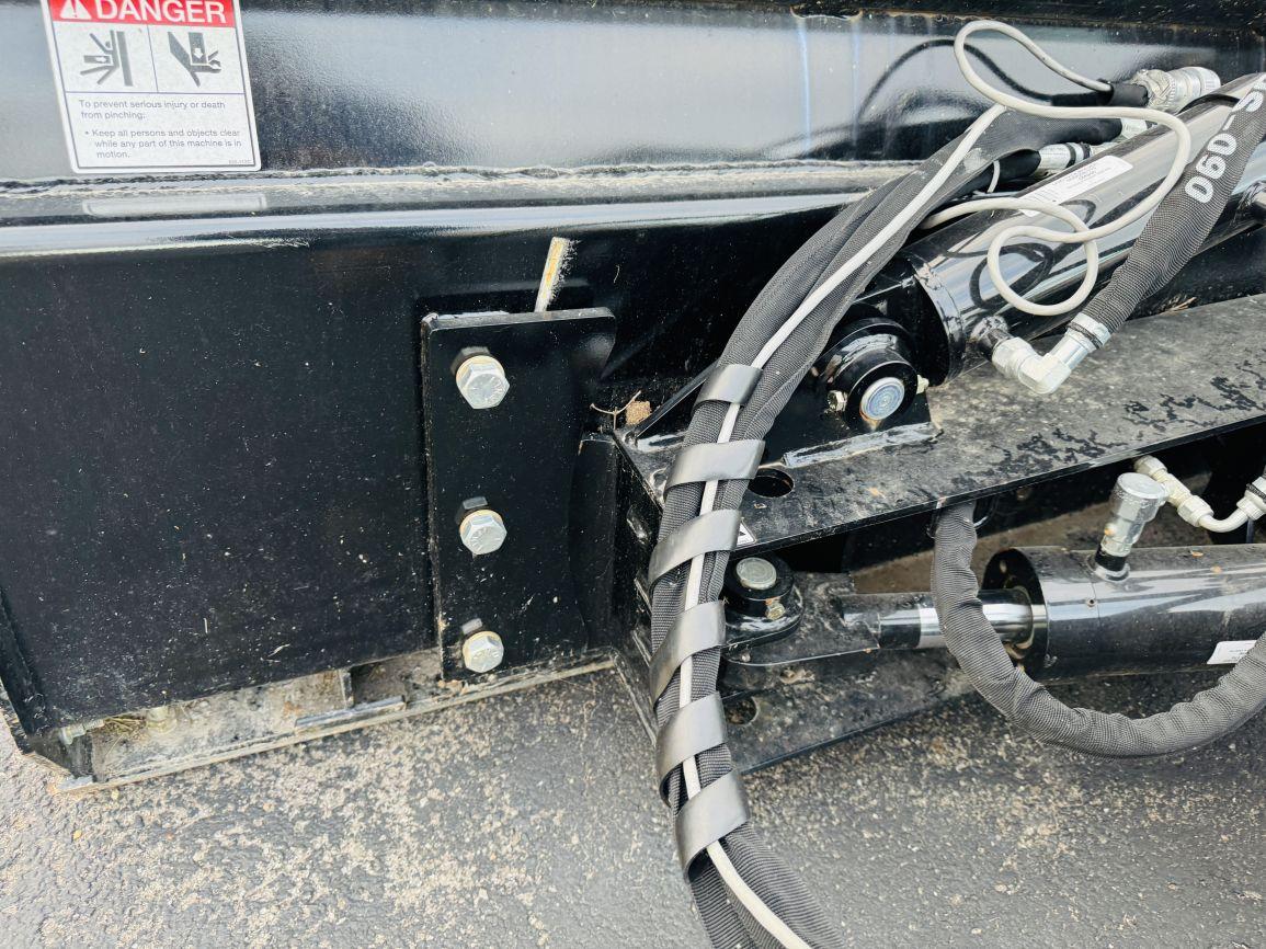 Kubota DZ3096 6-Way Dozer Blade Attachment