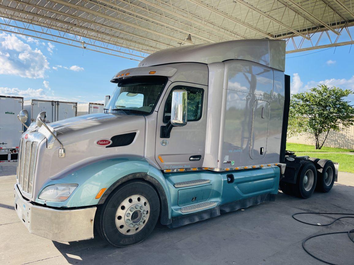2018 PETERBILT 579 EPIQ T/A Truck Tractor