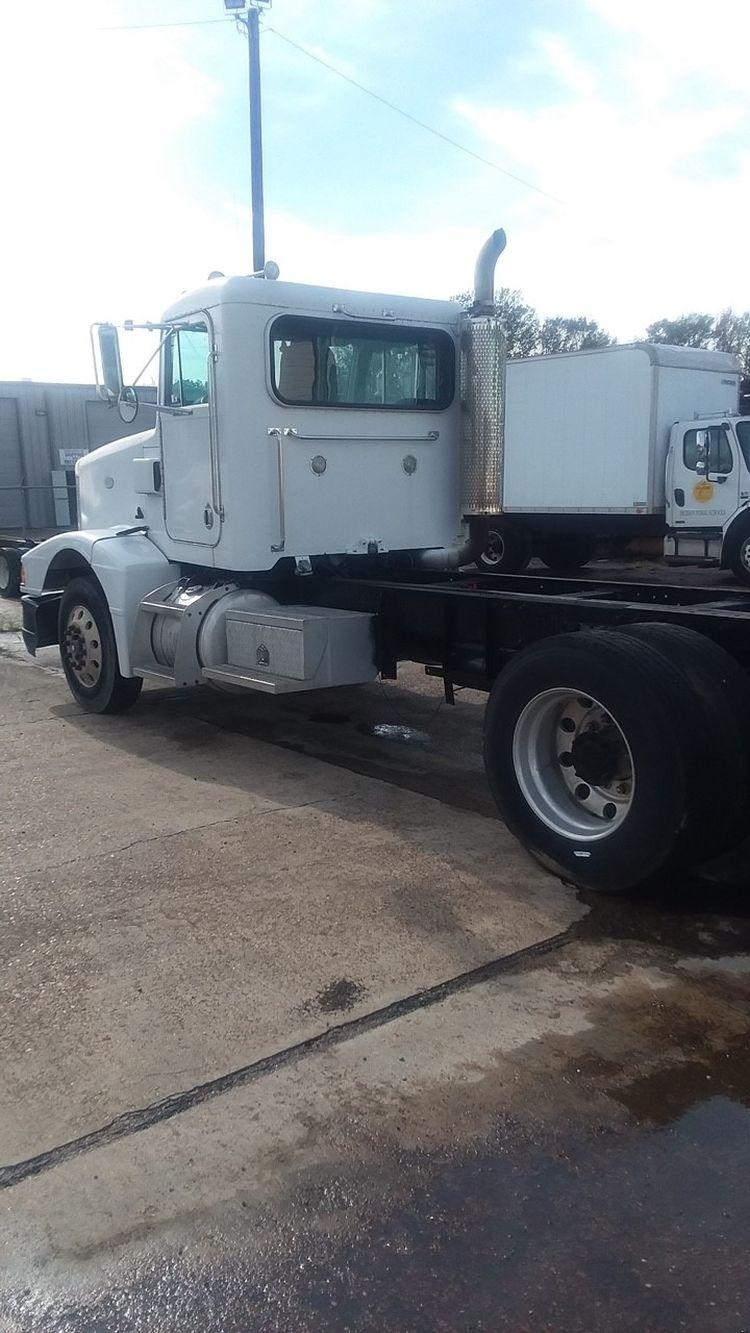 1995 PETERBILT 377 T/A Truck Tractor
