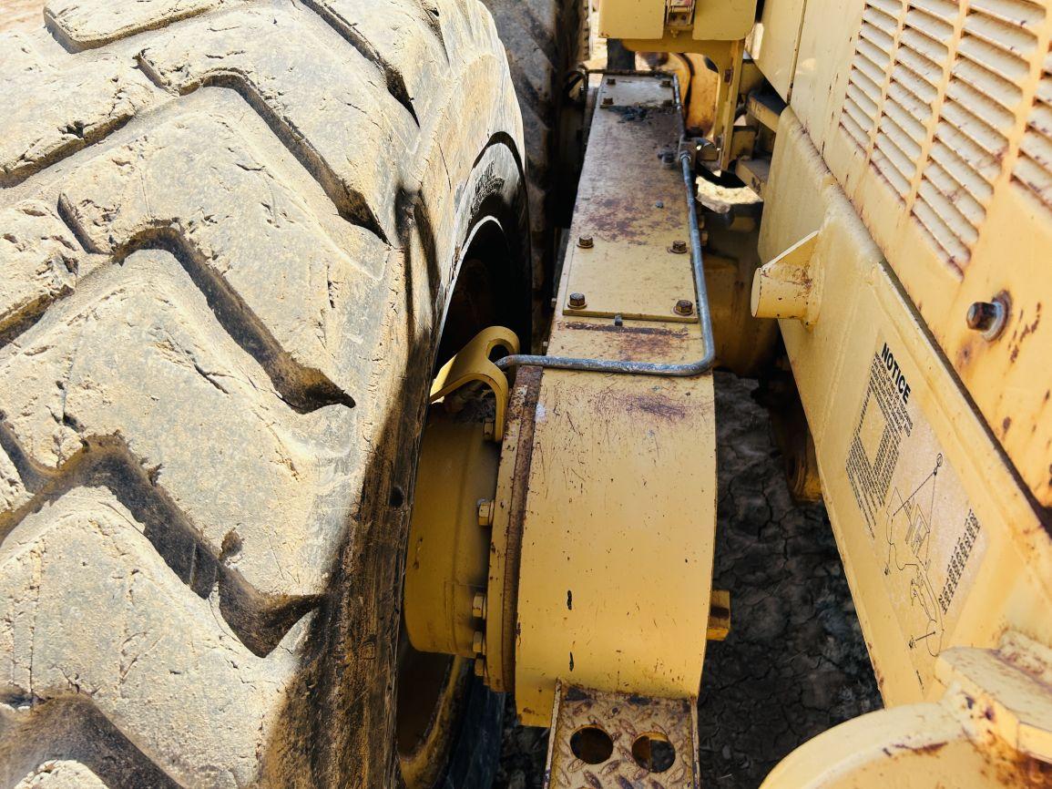 2000  CAT 12H Motor Grader