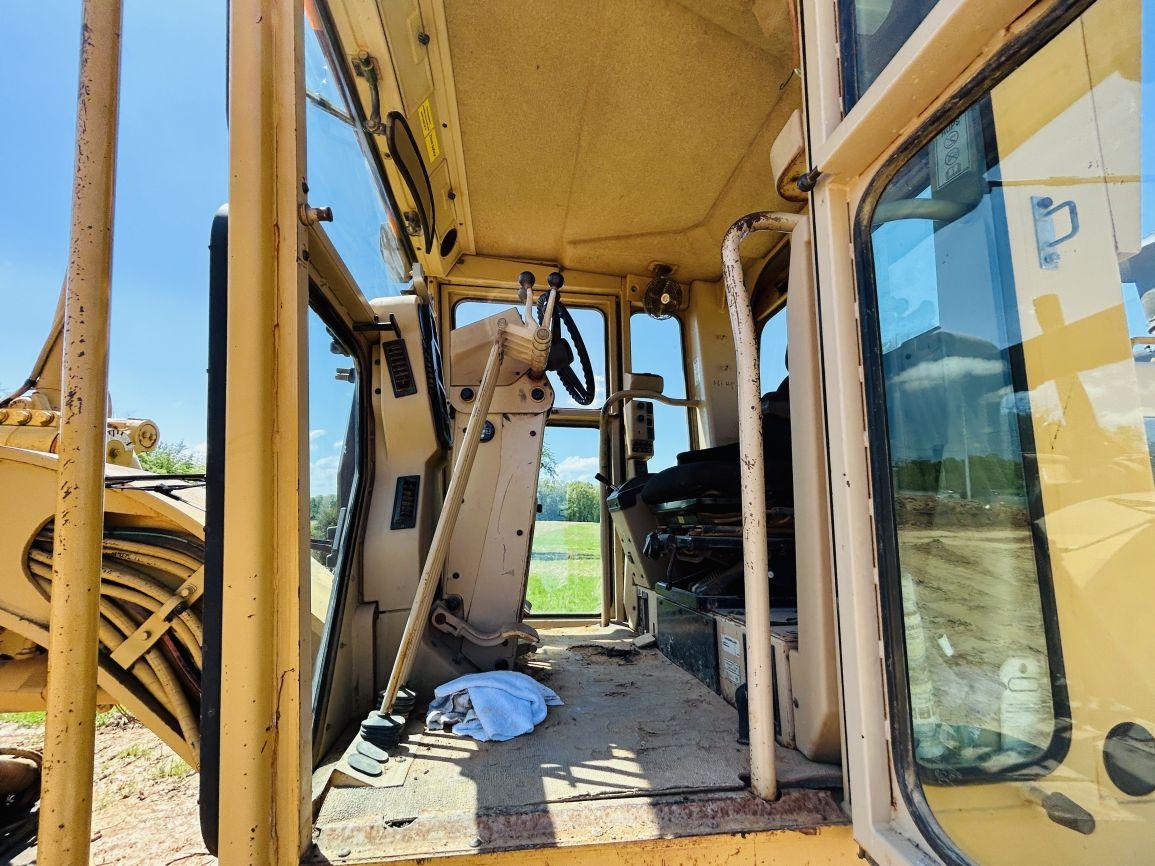 2000  CAT 12H Motor Grader