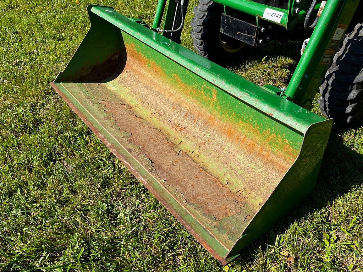 2014 JOHN DEERE 3038E Farm Tractor